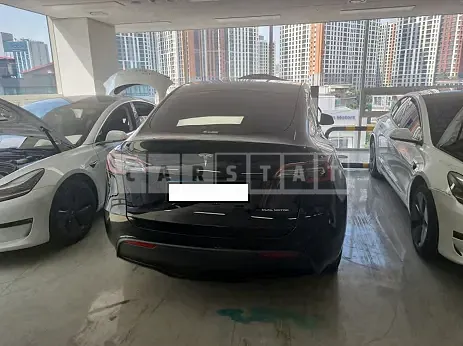 Photo 2 of 21: 2022 Tesla Model Y LongRange, VIN 7SAYGDEE3NF501289 — Korean insurance auction
