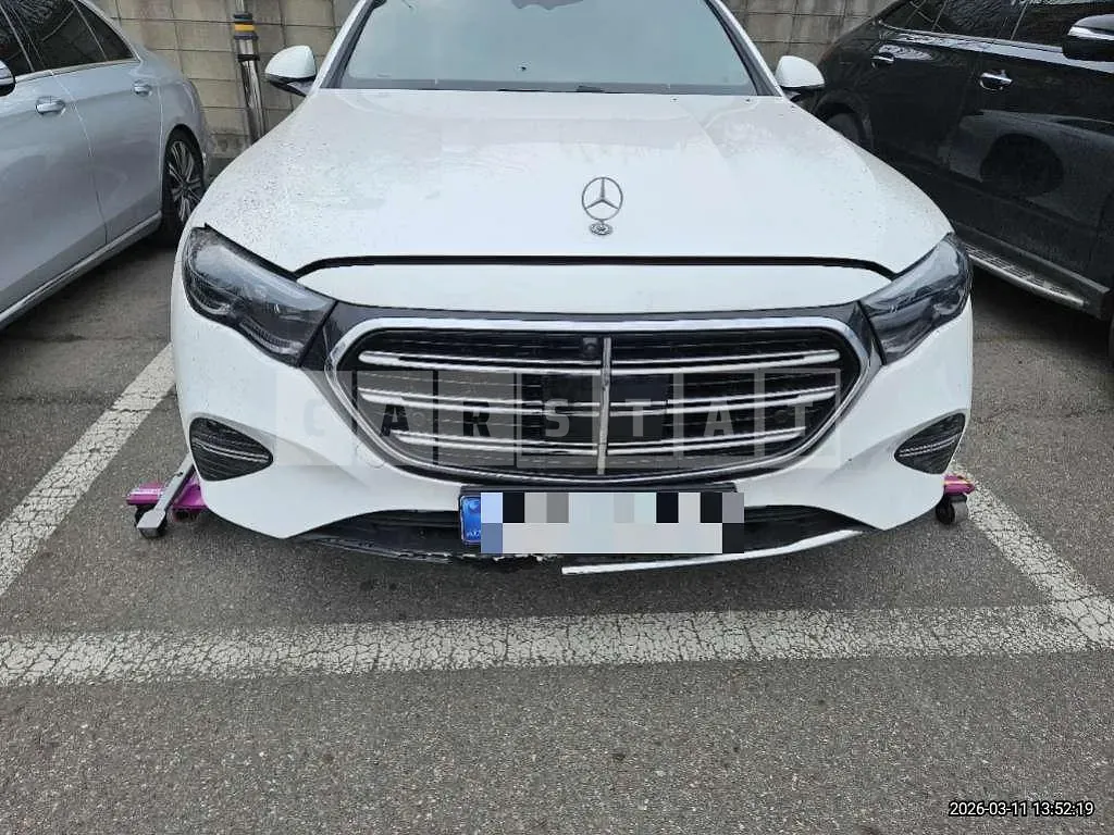 Photo 2 of 24: 2025 Mercedes-Benz E 350 e 4Matic — Korean insurance auction