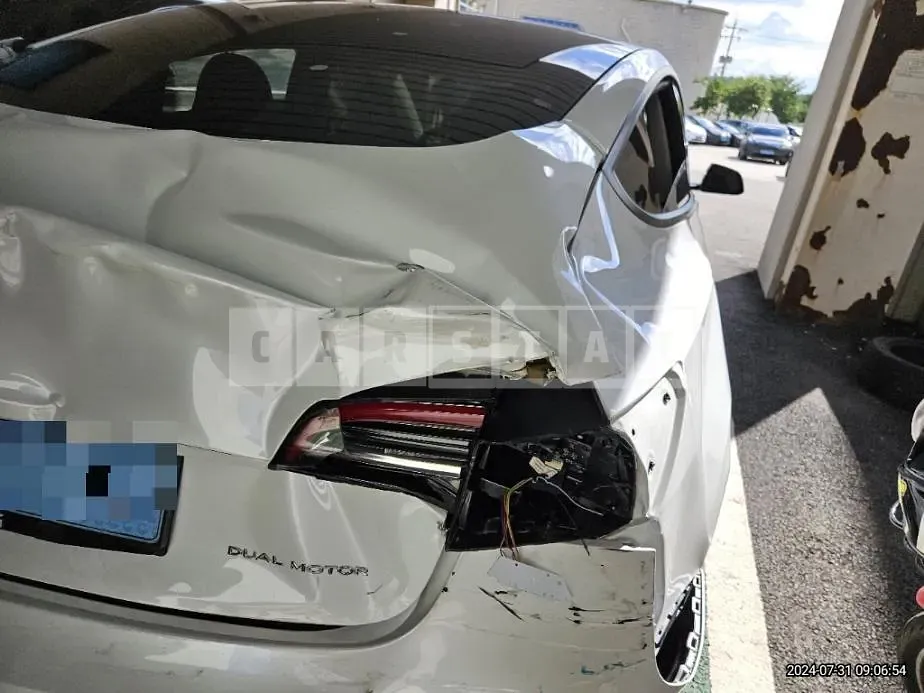 Photo 2 of 25: 2022 Tesla Model 3 Long Range — Korean insurance auction