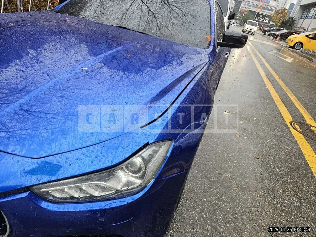 Photo 2 of 24: 2015 Maserati Ghibli Diesel — Korean insurance auction