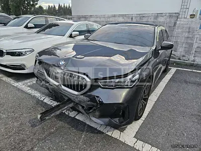 Photo 1 of 19: 2024 BMW 520i — Korean insurance auction