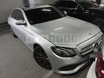 Photo 1 of 14: 2017 Mercedes-Benz E200 — Korean insurance auction