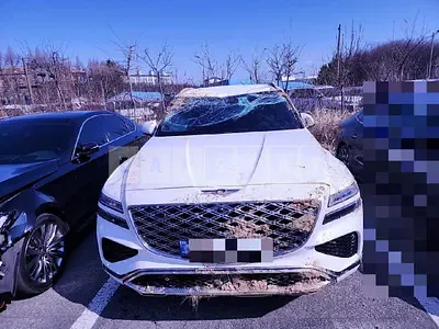 Photo 1 of 22: 2023 Genesis GV80 2.5T (4WD) — Korean insurance auction