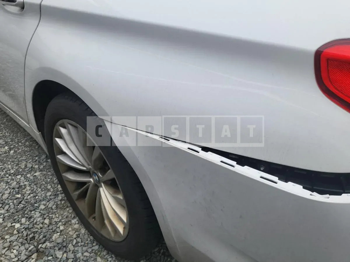 Photo 2 of 23: 2018 BMW 530i, VIN WBAJD3109JWC98877 — Korean insurance auction