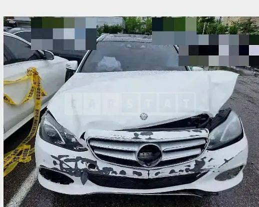 Photo 2 of 9: 2016 Mercedes-Benz E250 BlueTec 4Matic — Korean insurance auction