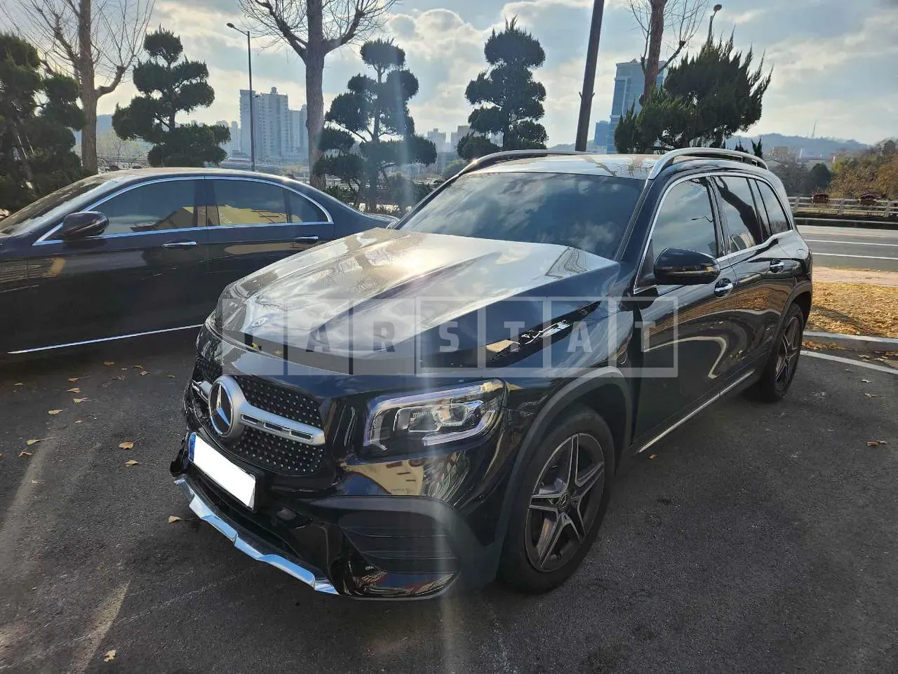 Photo 2 of 34: 2020 Mercedes-Benz GLB 250, VIN W1N4M4HB1LW060138 — Korean insurance auction