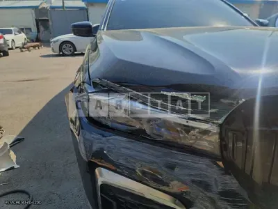 Photo 1 of 9: 2017 BMW 740Li xDrive, VIN WBA7E4109HGV23054 — Korean insurance auction