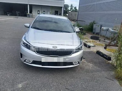 Photo 1 of 42: 2016 Kia Kz — Korean insurance auction