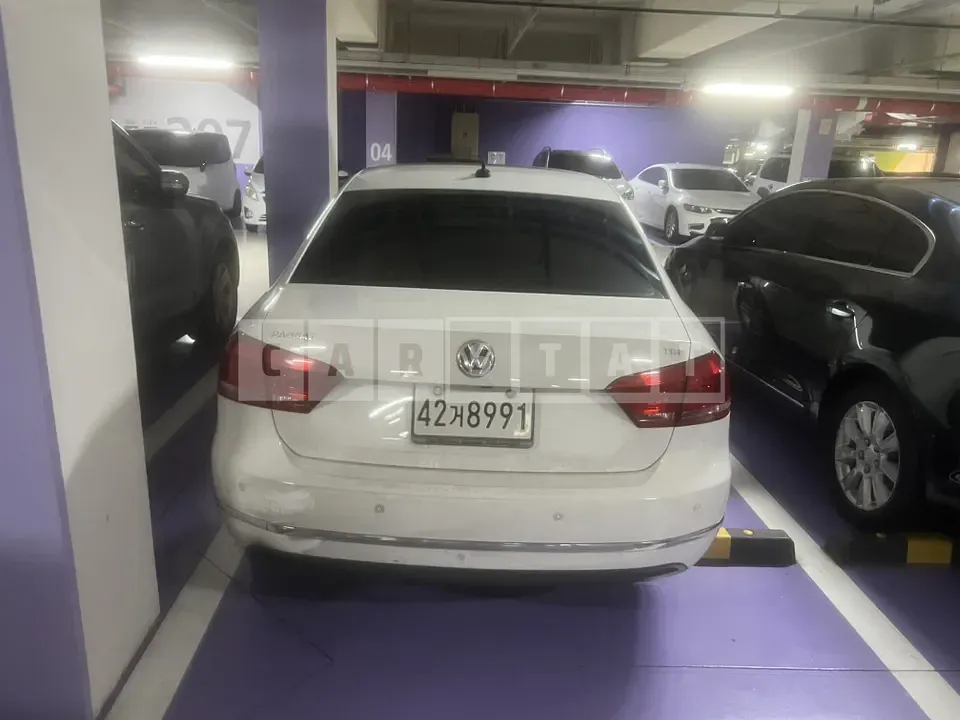 Photo 2 of 7: 2015 Volkswagen Passat 2.0 TDI — Korean insurance auction