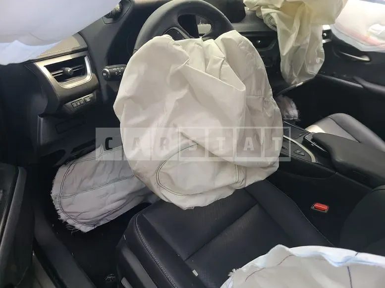 Photo 2 of 15: 2020 Lexus UX250h 2WD, VIN JTHP6JBH2L2071357 — Korean insurance auction