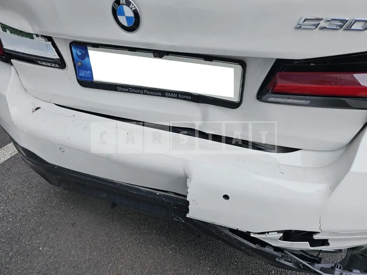 Photo 2 of 24: 2021 BMW 530i, VIN WBA71BH09NWX39784 — Korean insurance auction