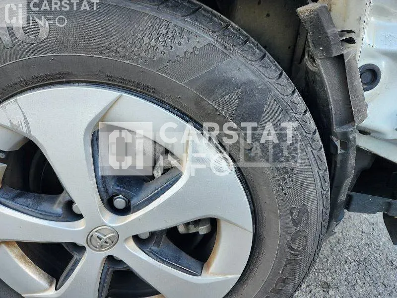 Photo 2 of 14: 2015 Toyota Prius, VIN JTDKN3DU8F1996837 — Korean insurance auction