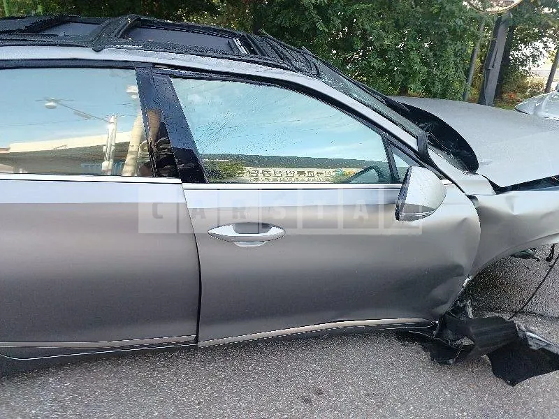 Photo 2 of 21: 2024 Kia K8 Hybrid — Korean insurance auction