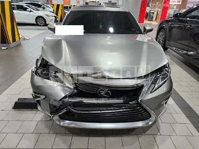 Photo 1 of 40: 2018 Lexus ES300h — Korean insurance auction