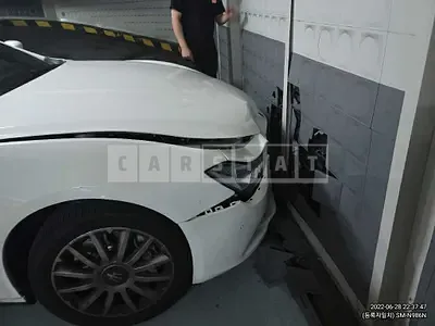 Photo 1 of 4: 2015 Maserati Ghibli, VIN ZAM57XSAXF1132620 — Korean insurance auction