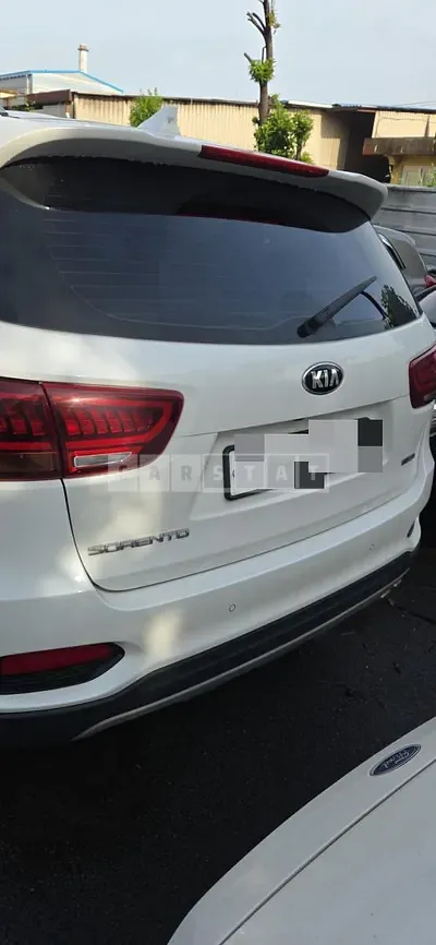 Photo 1 of 11: 2017 Kia Sorento — Korean insurance auction