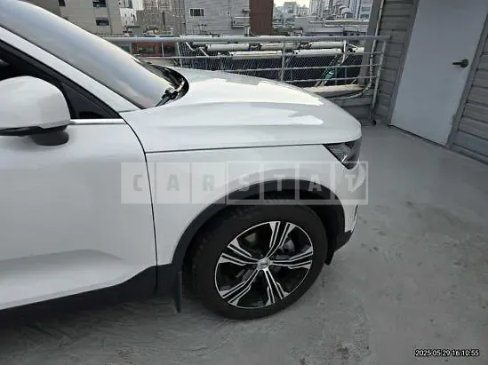 Photo 2 of 27: 2022 Volvo XC40 B4 AWD — Korean insurance auction