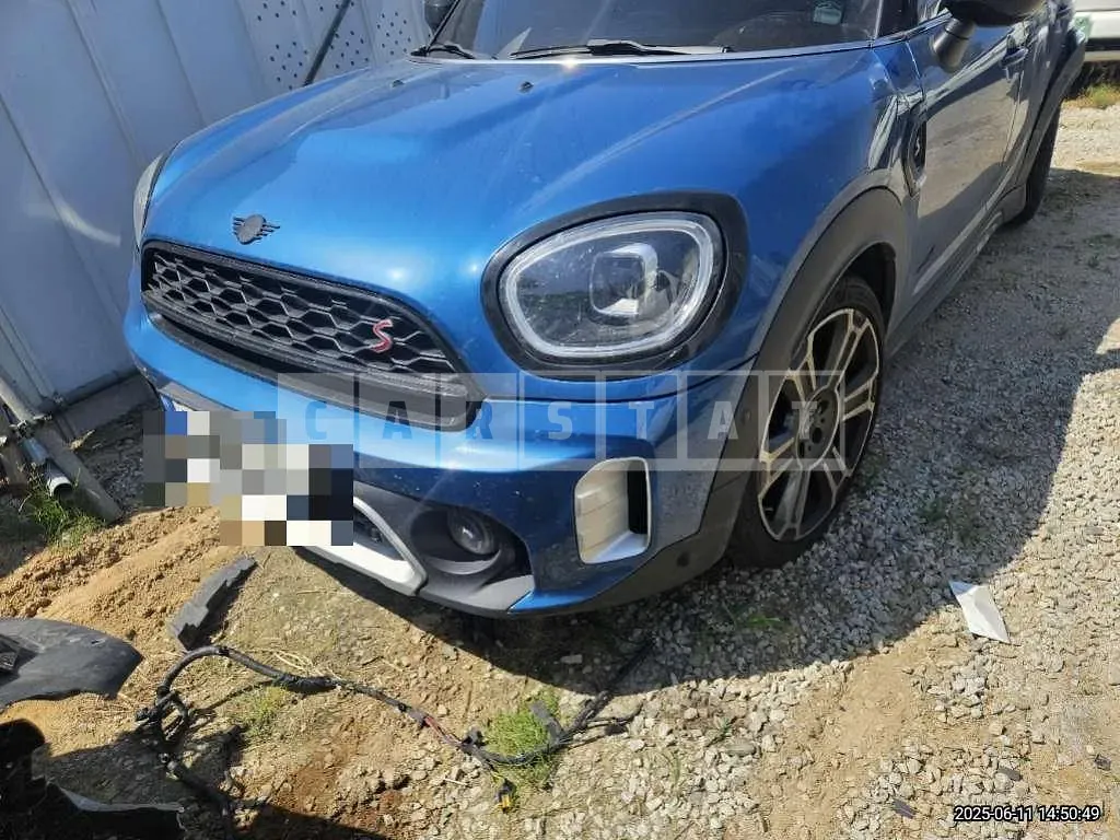 Photo 2 of 17: 2022 MINI Cooper S Countryman ALL4 — Korean insurance auction