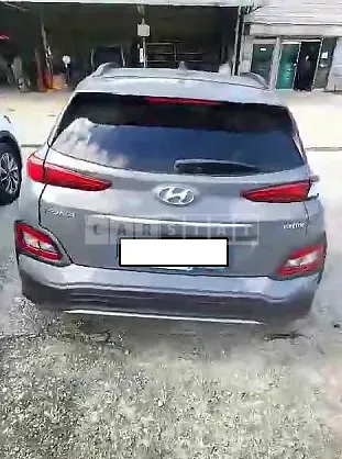 Photo 2 of 8: 2019 Hyundai Kona Electric, VIN KMHK281GFKU047504 — Korean insurance auction