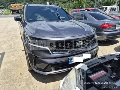 Photo 1 of 8: 2021 Kia Sorento — Korean insurance auction