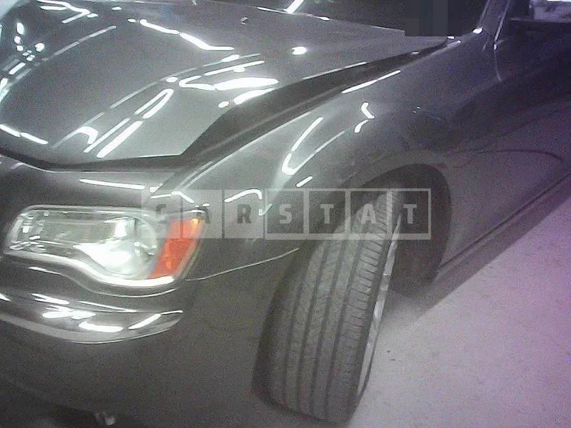Photo 2 of 5: 2014 Mercedes-Benz Chrysler 300C — Korean insurance auction