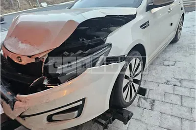 Photo 1 of 9: 2015 Kia K5, VIN KNAGN418BFA589973 — Korean insurance auction