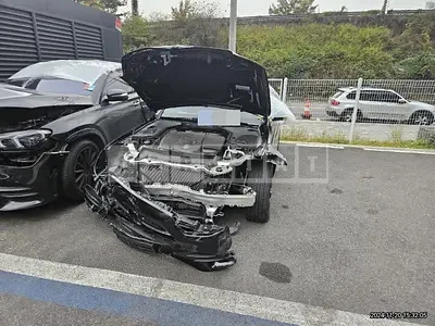 Photo 1 of 34: 2023 Mercedes-Benz E220 d 4Matic — Korean insurance auction