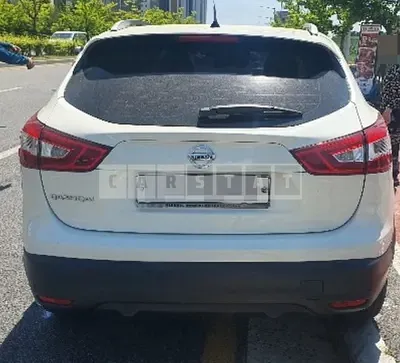 Photo 1 of 5: 2016 Nissan Qashqai, VIN SJNDJ18E0GA531210 — Korean insurance auction