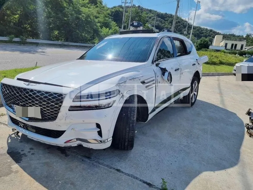 Photo 2 of 16: 2021 Genesis GV80 4WD — Korean insurance auction
