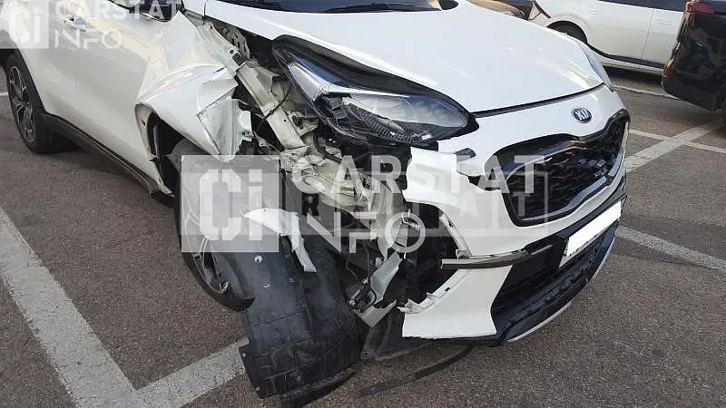 Photo 2 of 13: 2018 Kia Sportage, VIN KNAPN813BKK576192 — Korean insurance auction