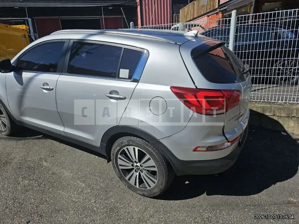 Photo 2 of 8: 2015 Kia Sportage R — Korean insurance auction