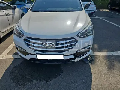 Photo 1 of 14: 2017 Hyundai Santa Fe, VIN KMHSW81UBJU836081 — Korean insurance auction