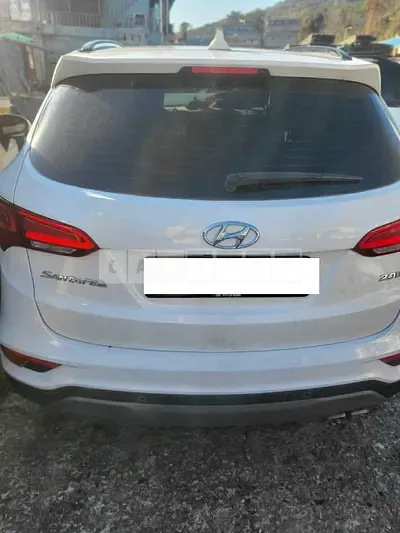 Photo 1 of 26: 2018 Hyundai Santa Fe, VIN KMHSW81UBJU775791 — Korean insurance auction