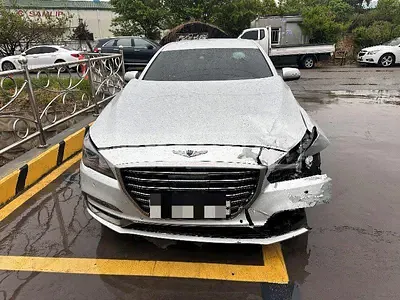 Photo 1 of 16: 2019 Genesis G80 3.3 — Korean insurance auction