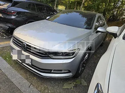 Photo 1 of 7: 2018 Volkswagen Passat GT 2.0 TDI — Korean insurance auction