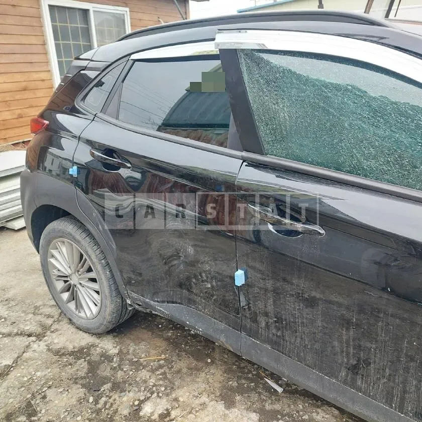 Photo 2 of 8: 2017 Hyundai Kona Gasoline 4WD, VIN KMHK4815HJU017103 — Korean insurance auction