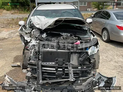 Photo 1 of 13: 2025 Kia Carnival Hybrid, VIN KNANE81ABTS119823 — Korean insurance auction