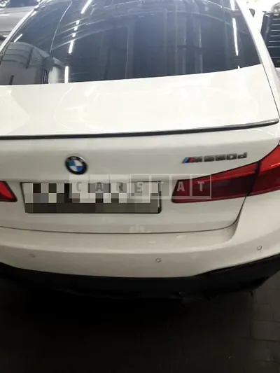 Photo 1 of 33: 2018 BMW M550d xDrive, VIN WBAJD7107JBM19675 — Korean insurance auction