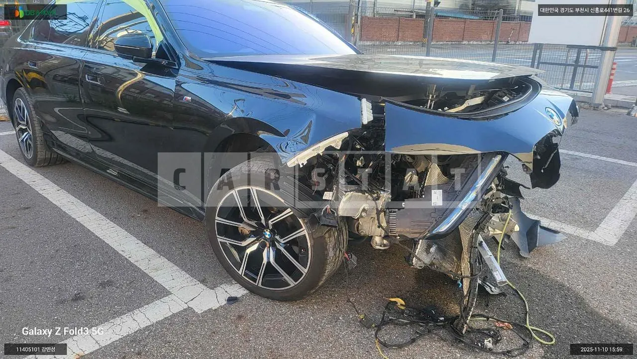 Photo 2 of 27: 2024 BMW i7 eDrive50, VIN WBY41EJ00RCR86778 — Korean insurance auction