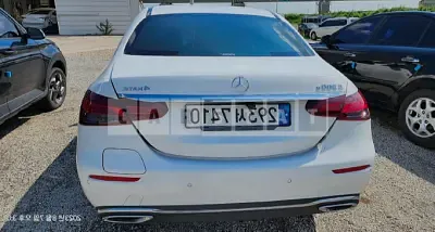 Photo 1 of 9: 2021 Mercedes-Benz E300 e 4Matic, VIN W1KZF5EB1MA985427 — Korean insurance auction