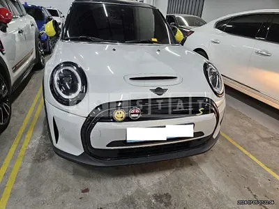 Photo 1 of 20: 2022 MINI Cooper If, VIN WMW11DJ04N2R97780 — Korean insurance auction