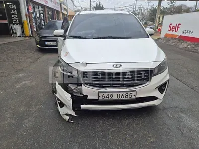 Photo 1 of 15: 2019 Kia Carnival — Korean insurance auction