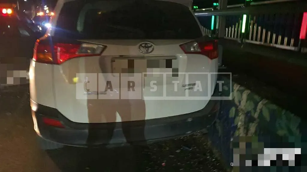 Photo 2 of 14: 2015 Toyota Lave 4 (4WD) — Korean insurance auction