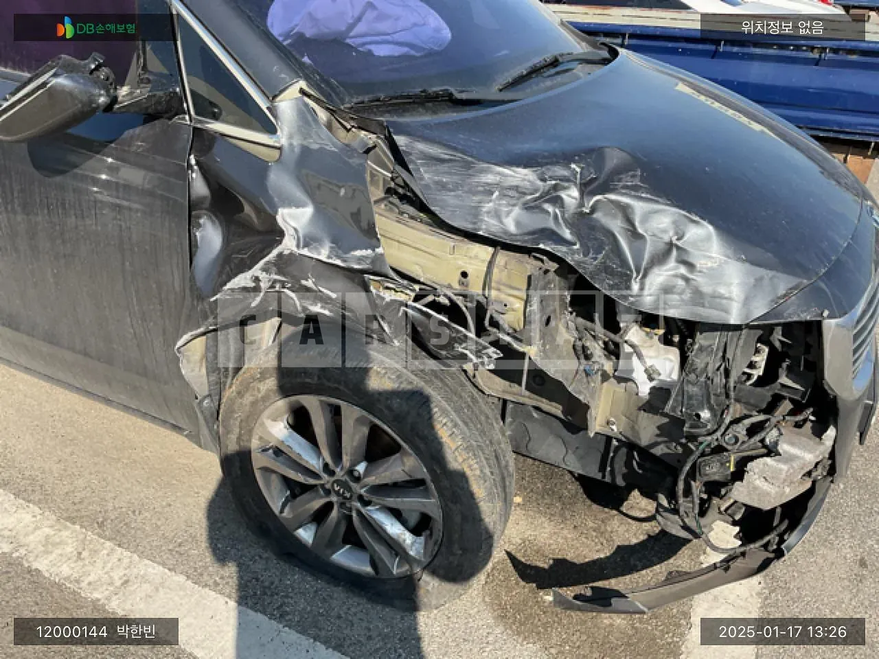 Photo 2 of 23: 2015 Kia Carnival, VIN KNAMC81ABFS055028 — Korean insurance auction