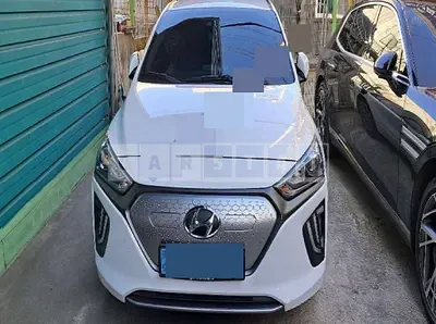 Photo 1 of 19: 2019 Hyundai IONIQ Electric — Korean insurance auction