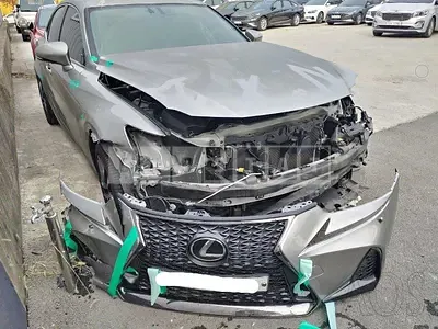 2018 Lexus IS300