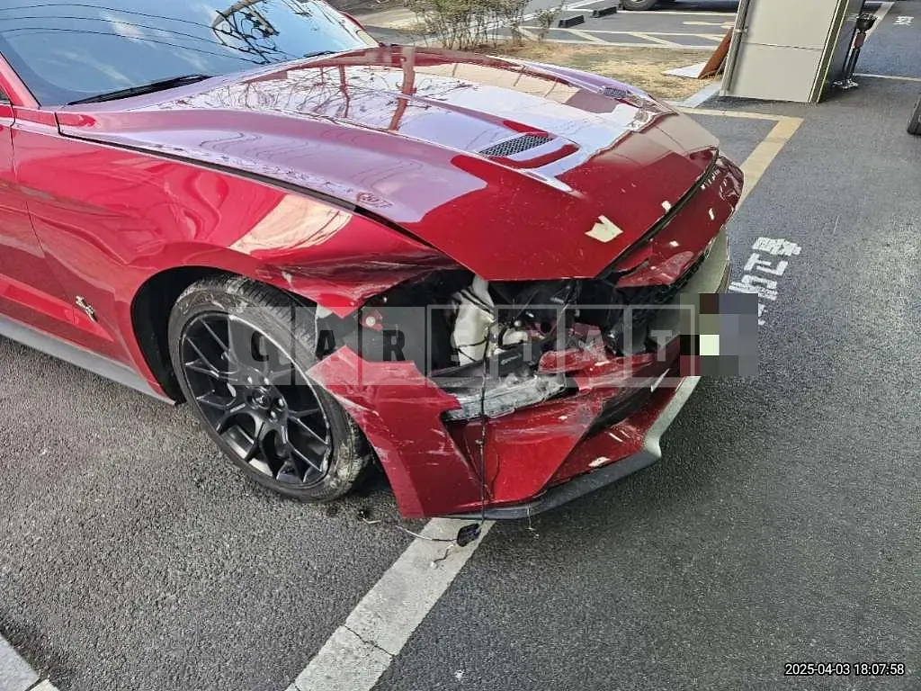 Photo 2 of 51: 2021 Ford Mustang 2.3 Coupe — Korean insurance auction