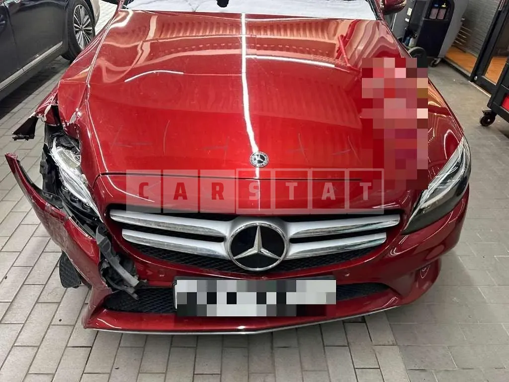 Photo 2 of 42: 2019 Mercedes-Benz C220 d — Korean insurance auction