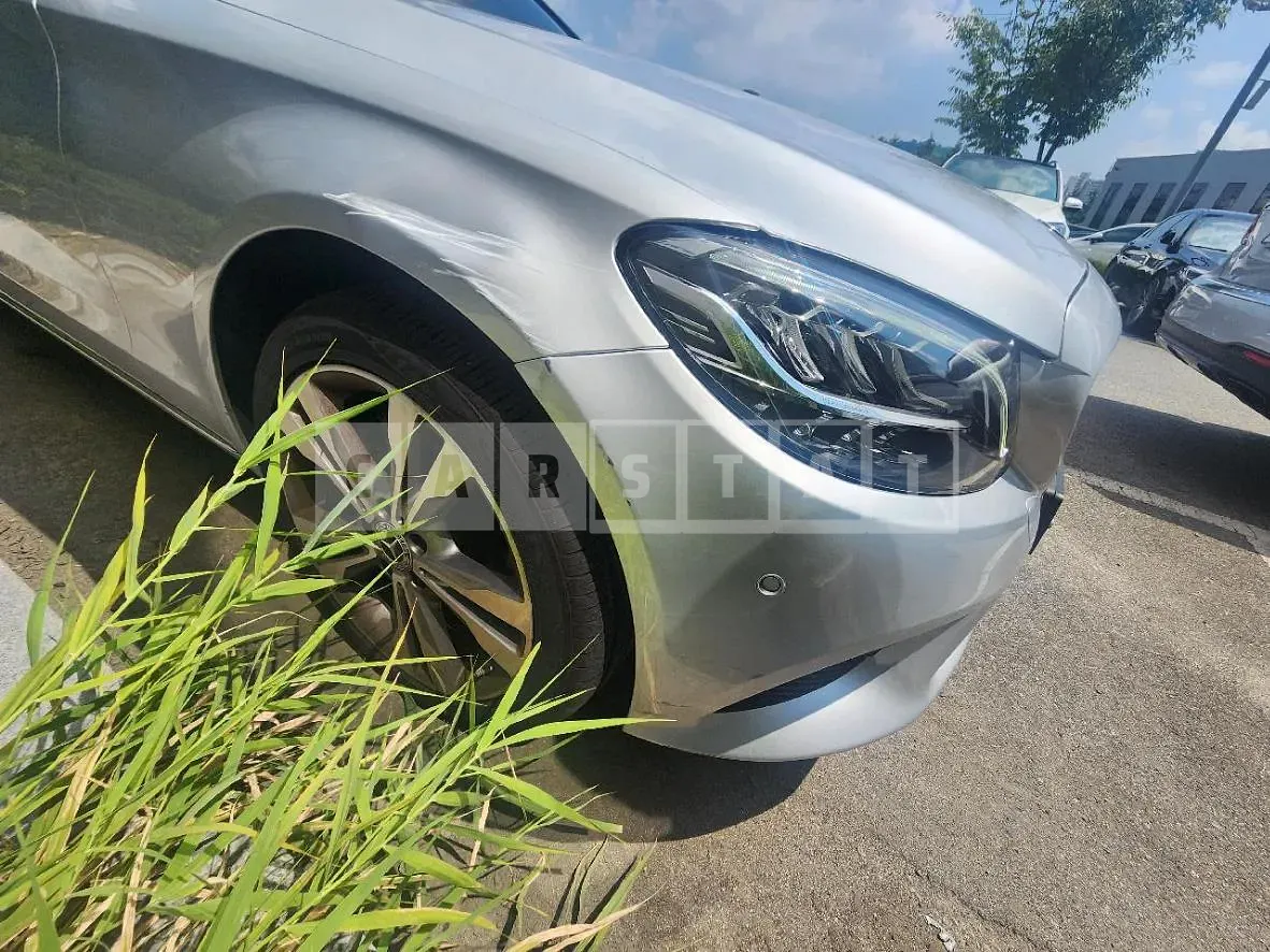 Photo 2 of 4: 2021 Mercedes-Benz (parts) C220 d 4Matic Headlamp — Korean insurance auction