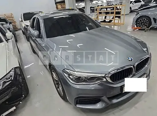 Photo 2 of 6: 2018 BMW 520d xDrive — Korean insurance auction